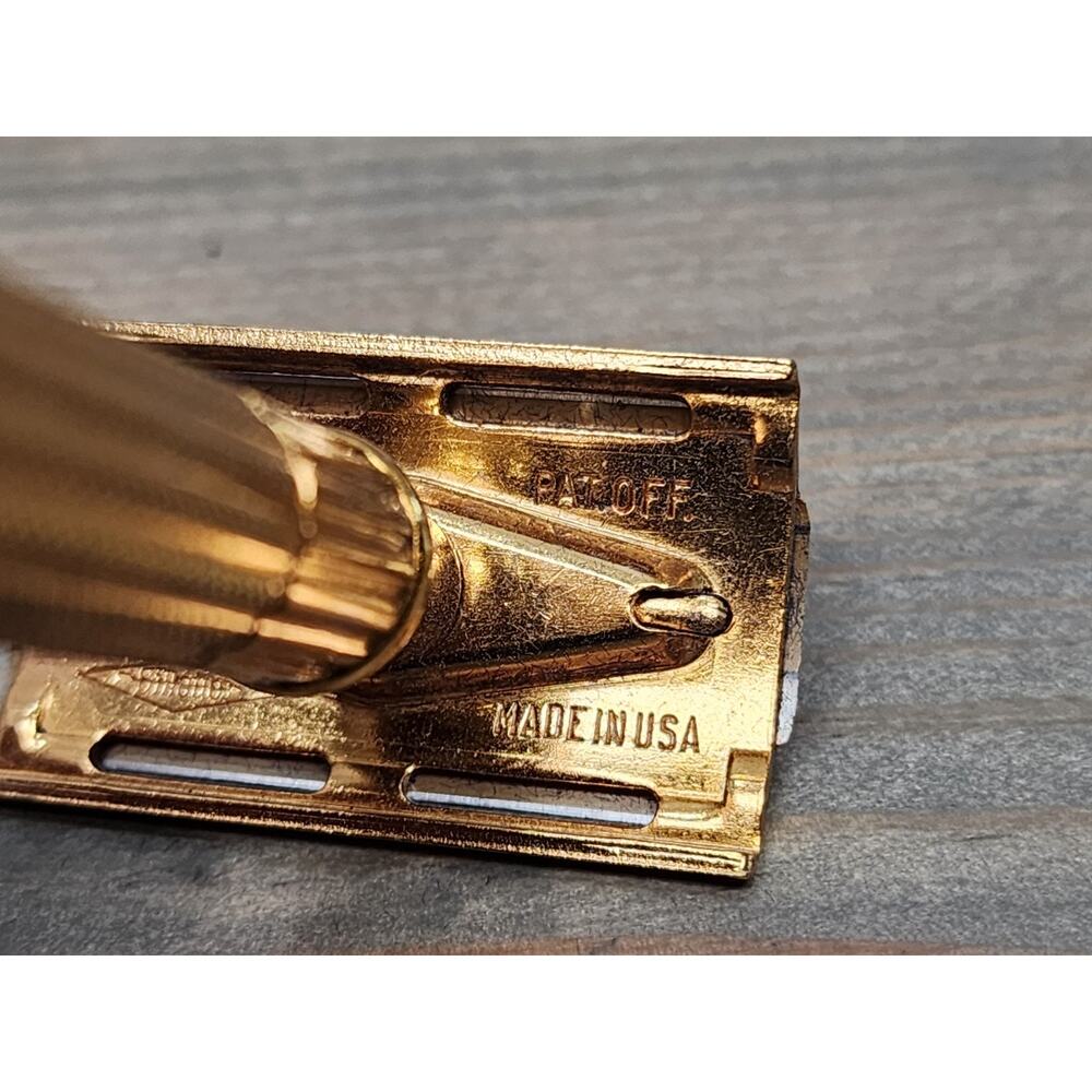 Gillette Gold Tech Double Edge Safety Razor Set - Picture 4 of 8